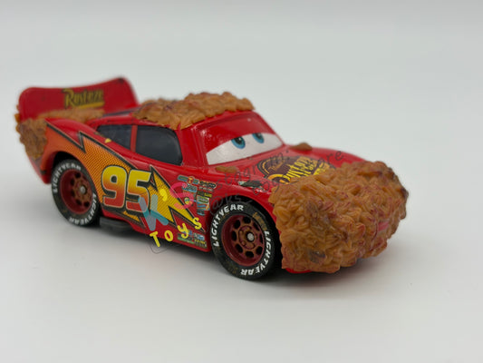 PRE-OWNED / LOOSE DISNEY PIXAR CARS 1:55 BY MATTEL - "NATURE DRIVE LIGHTNING MCQUEEN" CARS LIGHTNING MCQUEEN SERIES - MINT CONDITION