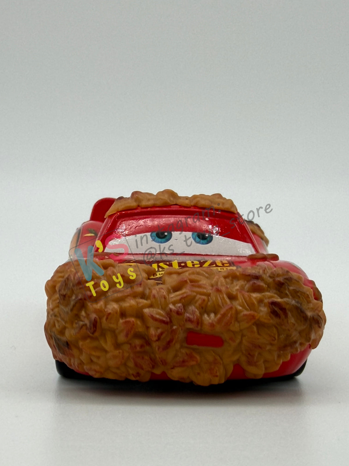 PRE-OWNED / LOOSE DISNEY PIXAR CARS 1:55 BY MATTEL - "NATURE DRIVE LIGHTNING MCQUEEN" CARS LIGHTNING MCQUEEN SERIES - MINT CONDITION
