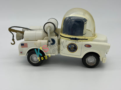 PRE-OWNED / LOOSE DISNEY STORE OF DISNEY PIXAR CARS 1:43 - IMPALA XIII, AUTONAUT LIGHTNING MCQUEEN, AND MOON MATER - MATER ON THE MOON SERIES - IN GOOD CONDITION