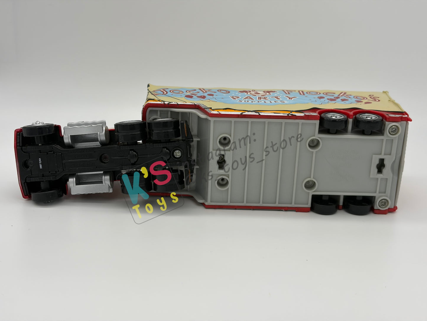 PRE-OWNED / LOOSE DISNEY PIXAR CARS - "JOCKO FLOCKO MACK HAULER" - CARS 3 HAULERS SERIES - HAS MINOR MARK BUT IN GOOD CONDITION - READ DESCRIPTION!!!