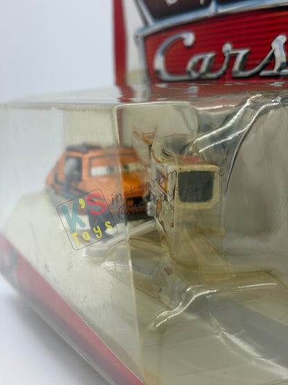 RARE DELUXE DISNEY PIXAR CARS "GREM WITH CAMERA" - LEMONS - BNIP