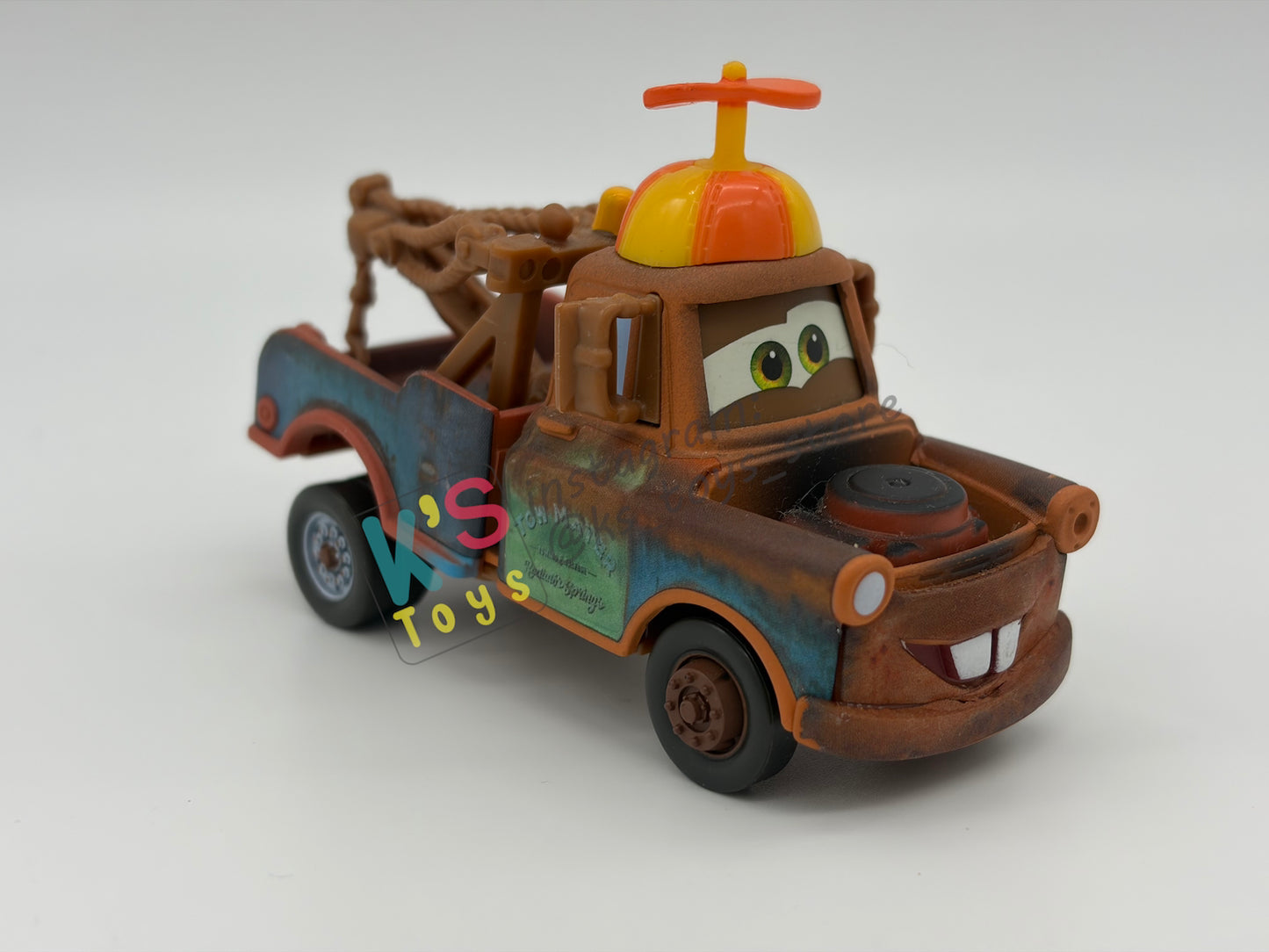 PRE-OWNED / LOOSE DISNEY PIXAR CARS - "BEANIE HAT MATER" MONSTER TRUCK MATER SERIES - DISPLAYED CONDITION