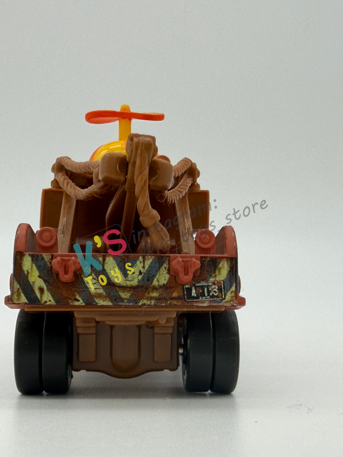 PRE-OWNED / LOOSE DISNEY PIXAR CARS - "BEANIE HAT MATER" MONSTER TRUCK MATER SERIES - DISPLAYED CONDITION