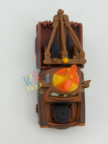 PRE-OWNED / LOOSE DISNEY PIXAR CARS - "BEANIE HAT MATER" MONSTER TRUCK MATER SERIES - DISPLAYED CONDITION