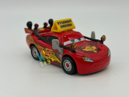 PRE-OWNED / LOOSE DISNEY PIXAR CARS - "DRIVING SCHOOL LIGHTNING" - TO PROTECT AND SERVE SERIES - DISPLAYED CONDITION