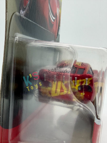 Disney Pixar Cars 1:55 by MATTEL, MUDDY RUSTEZE RACING CENTER LIGHTNING MCQUEEN - 2021 RE-RELEASED - BNIP