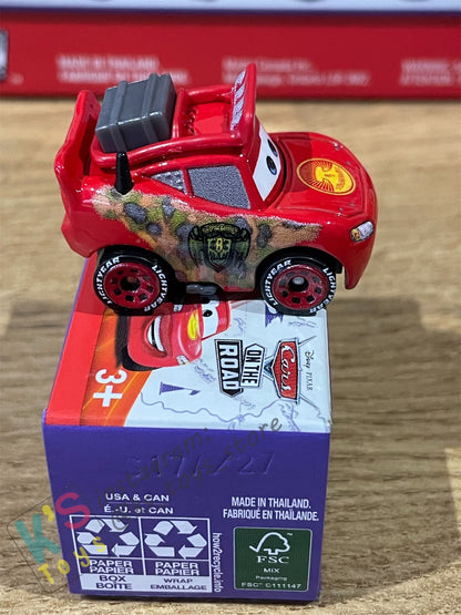 Mini Racers Pixar Disney Cars, 2023 Series 3 #27 CRYPTID BUSTER LIGHTNING MCQUEEN - BNIB