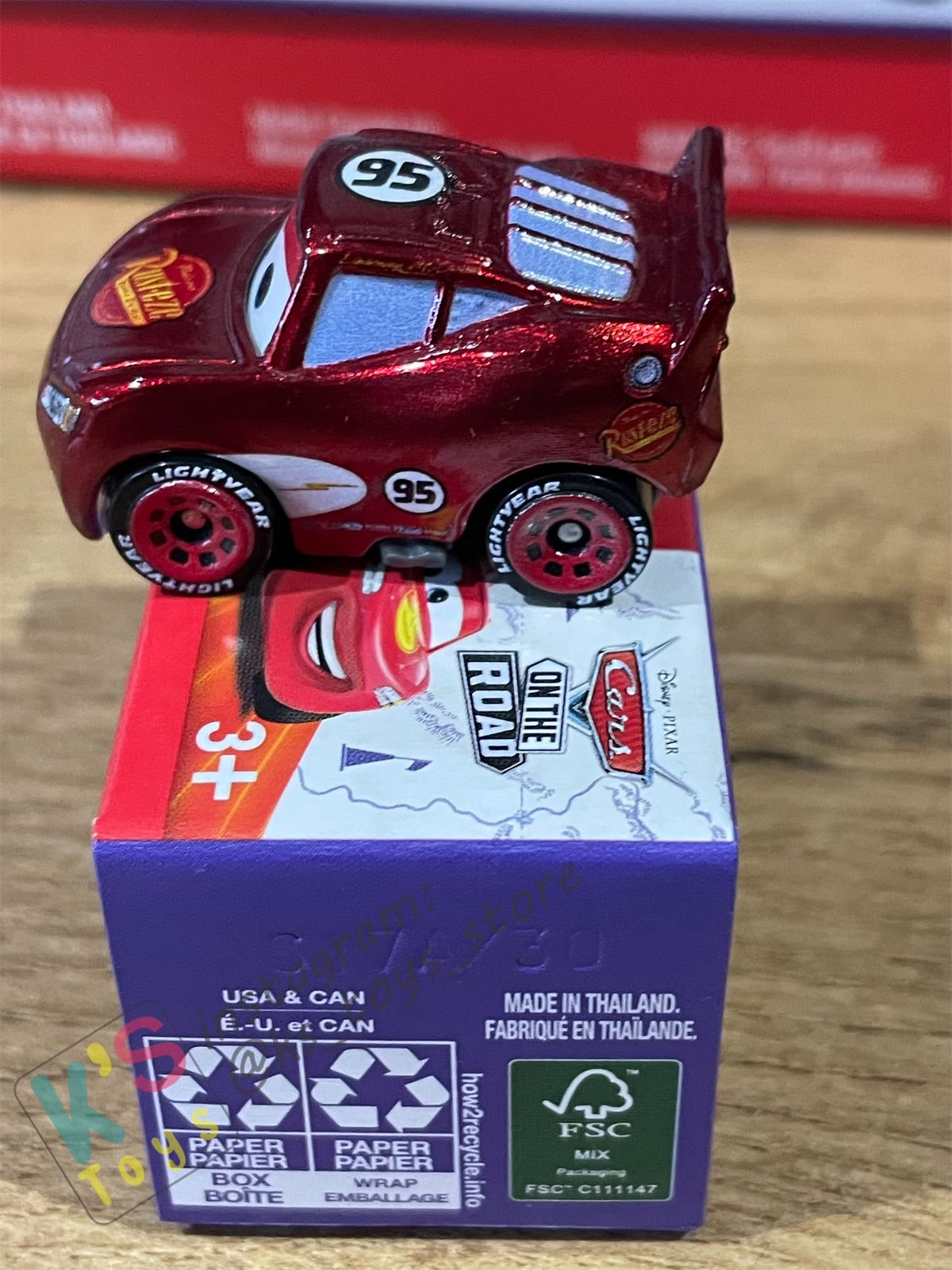 Mini Racers Pixar Disney Cars, 2023 Series 3 #30 RADIATOR SPRINGS LIGHTNING MCQUEEN - BNIB