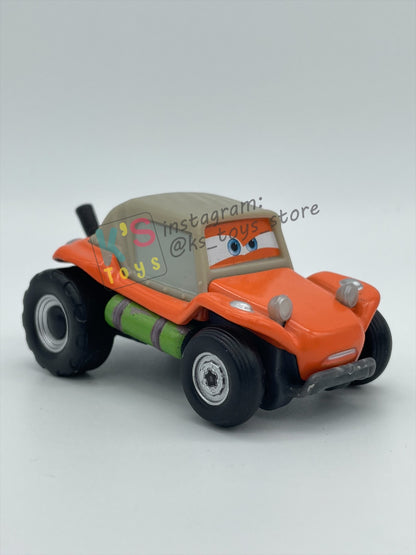 PRE-OWNED / LOOSE DISNEY PIXAR CARS BY MATTEL - "SANDY DUNES" RADIATOR SPRINGS 500 1/2 SERIES - NEAR MINT CONDITION - READ DESCRIPTION!!!!!!!!!!