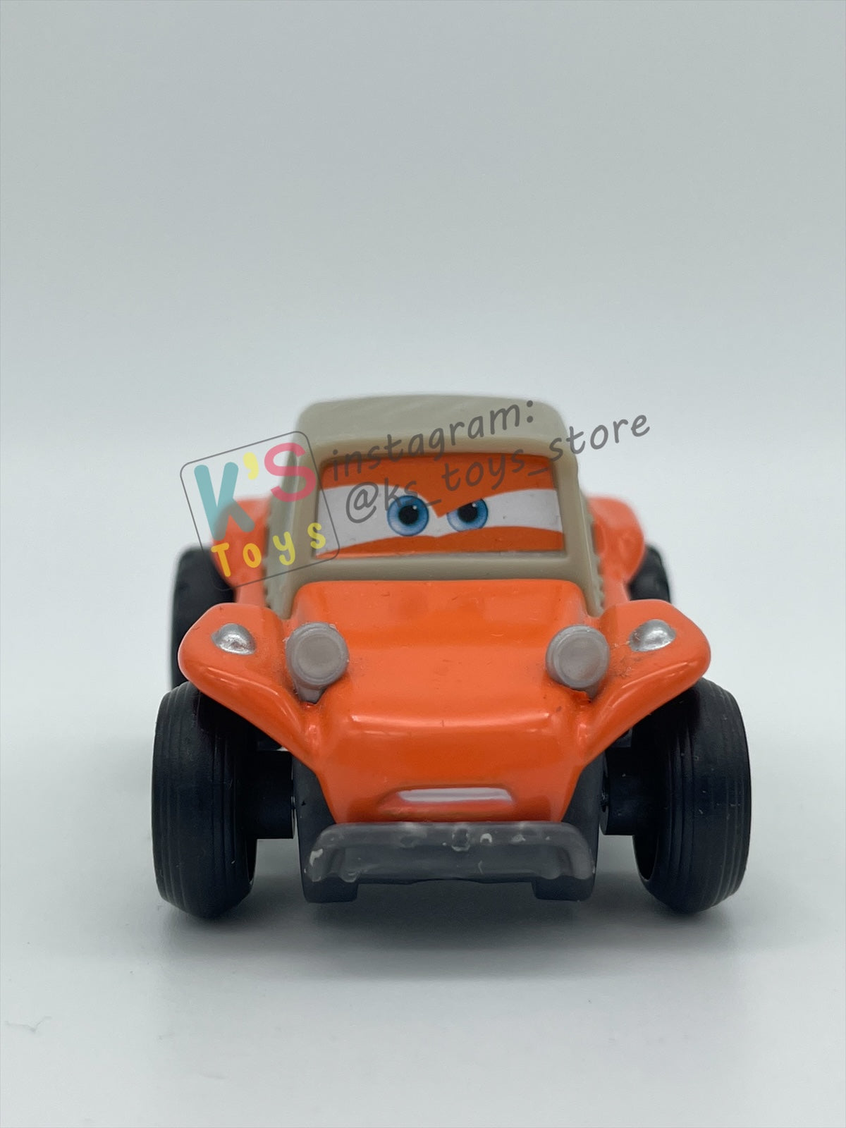 PRE-OWNED / LOOSE DISNEY PIXAR CARS BY MATTEL - "SANDY DUNES" RADIATOR SPRINGS 500 1/2 SERIES - NEAR MINT CONDITION - READ DESCRIPTION!!!!!!!!!!