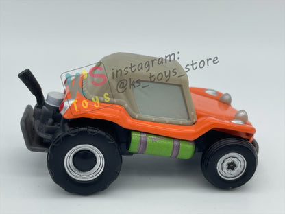 PRE-OWNED / LOOSE DISNEY PIXAR CARS BY MATTEL - "SANDY DUNES" RADIATOR SPRINGS 500 1/2 SERIES - NEAR MINT CONDITION - READ DESCRIPTION!!!!!!!!!!