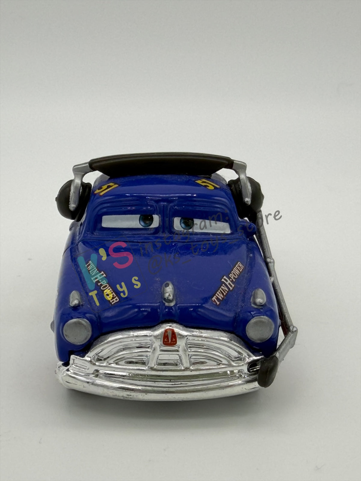 PRE-OWNED / LOOSE DISNEY PIXAR CARS 1:55 BY MATTEL - "PIT CREW MEMBER FABULOUS HUDSON HORNET" CARS SERIES - NEAR MINT CONDITION