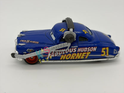 PRE-OWNED / LOOSE DISNEY PIXAR CARS 1:55 BY MATTEL - "PIT CREW MEMBER FABULOUS HUDSON HORNET" CARS SERIES - NEAR MINT CONDITION