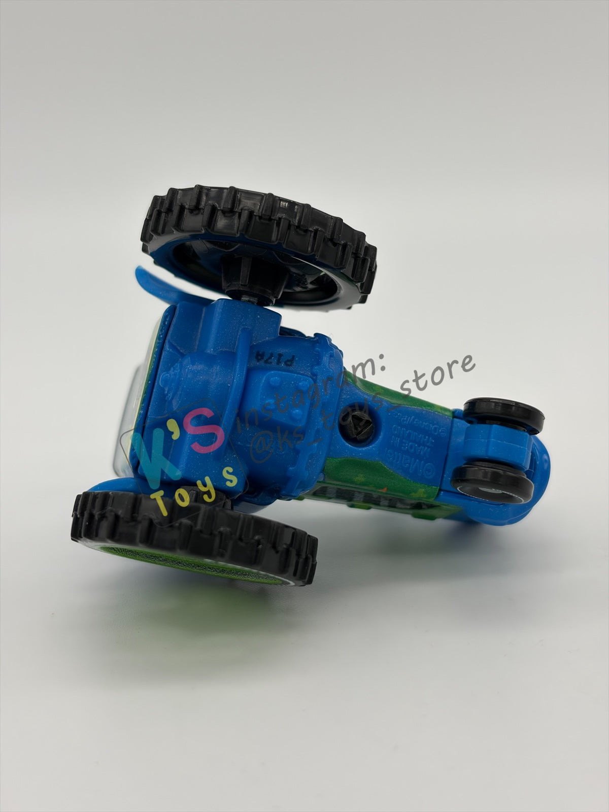 PRE-OWNED / LOOSE DISNEY PIXAR CARS - "CLUTCH AID TRACTOR" CARS 3 SERIES - NEAR MINT CONDITION - READ DESCRIPTION!!!!!!!!!!