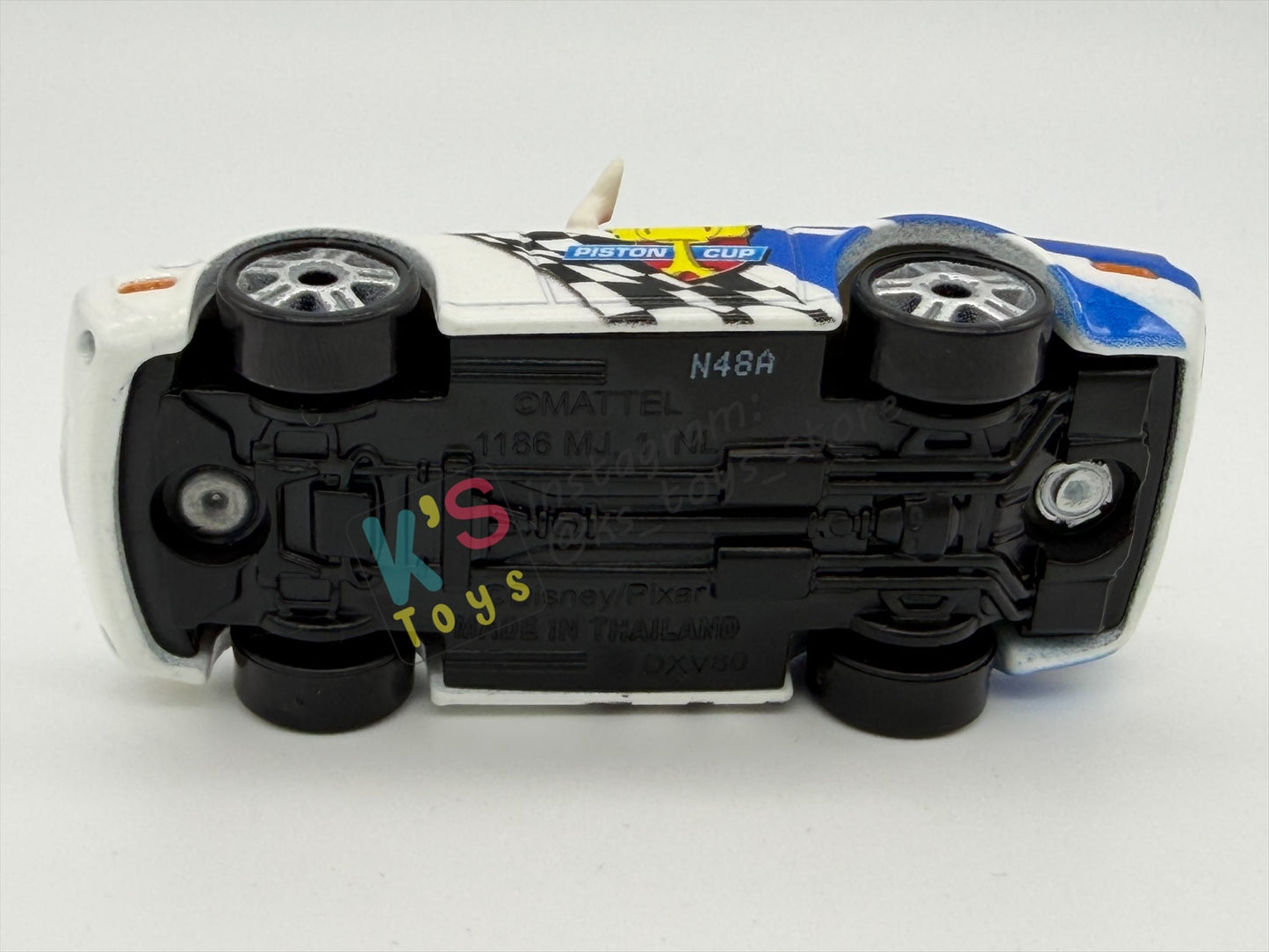 PRE-OWNED / LOOSE DISNEY PIXAR CARS BY MATTEL - "PAT TRAXSON" - CARS 3 SERIES - NEAR MINT CONDITION - READ DESCRIPTION!!!!!!!!!!!
