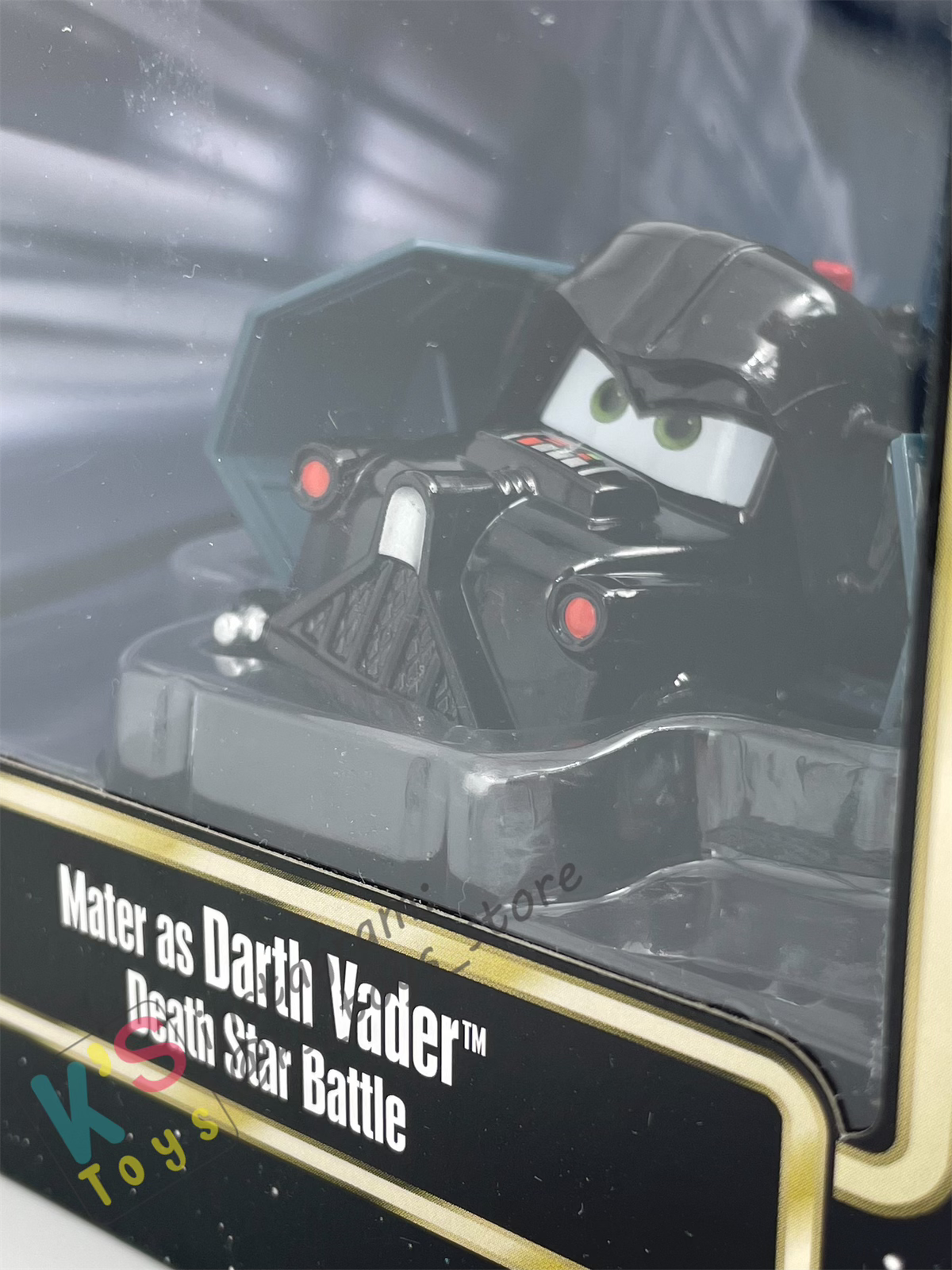 DISNEY PIXAR CARS BY MATTEL EXCLUSIVE DISNEY PARKS "MATER AS DARTH VADER DEATH STAR BATTLE" - BNIP