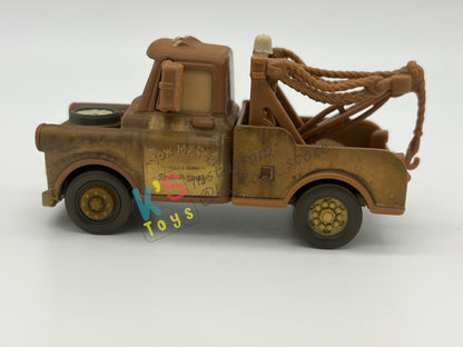 PRE-OWNED / LOOSE DISNEY PIXAR CARS 1:55 BY MATTEL - "TIME TRAVEL MATER" RADIATOR SPRINGS BEGINNING GIFT PACK SERIES - IN MINT CONDITION