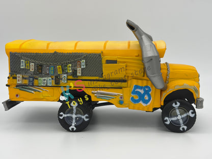 DISNEY STORE EXCLUSIVE DISNEY PIXAR CARS 1:43 - MISS FRITTER - CARS 3 SERIES - PRE-OWNED IN GOOD CONDITION