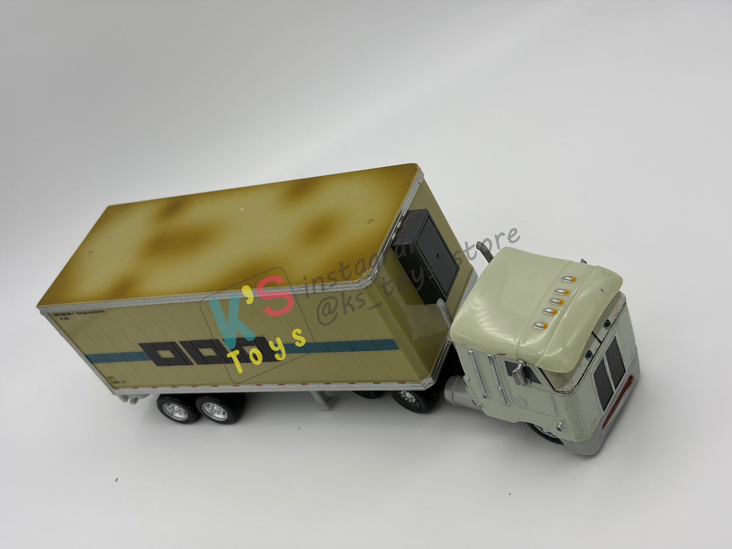 PRE-OWNED / LOOSE HAULER DISNEY PIXAR CARS BY MATTERL, "BEN CRANKLESHAFT HAULER" CARS SERIES - IN GOOD CONDITION - READ DESCRIPTION!!!