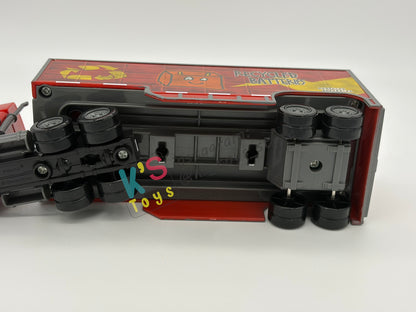 PRE-OWNED / LOOSE HAULER DISNEY PIXAR CARS BY MATTEL, PETERBILL / JERRY RECYCLED BATTERIES HAULER,  IN NEAR MINT CONDITION - PLEASE READ DESCRIPTION!!!!!!!!!!