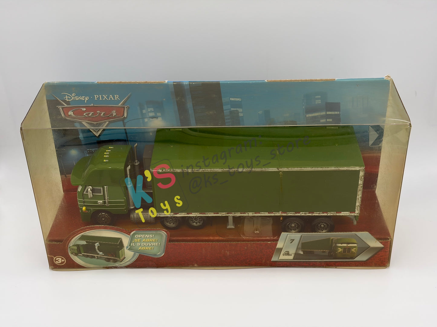 Hauler Disney Pixar Cars by Mattel, Gil Hauler 2009 Released #7 - BNIP