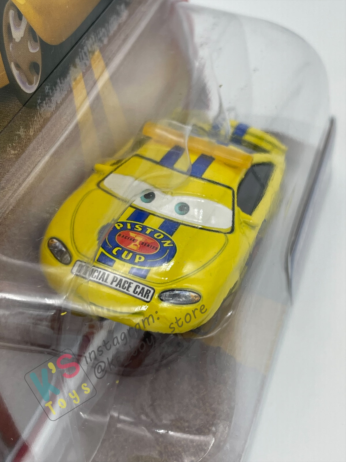 DISNEY PIXAR CARS "CHARLIE CHECKER" THE WORLD OF CARS SERIES- BNIP