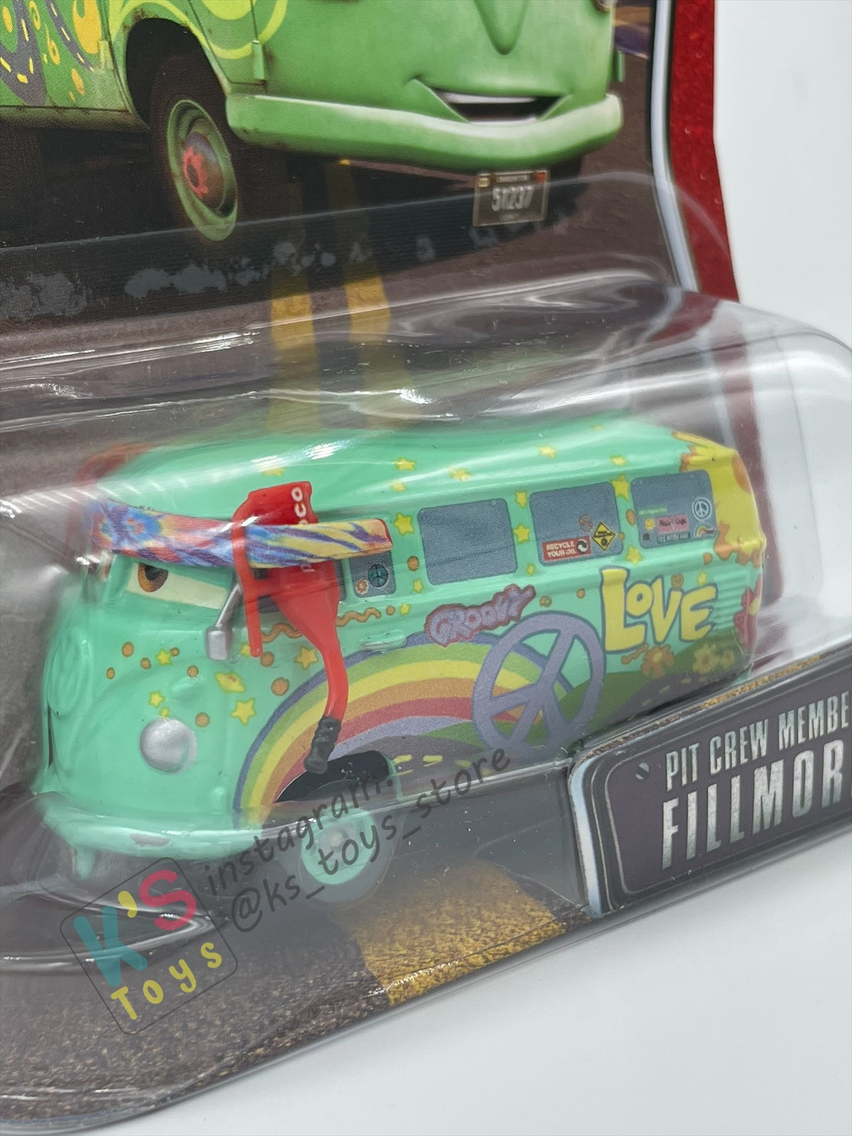 DISNEY PIXAR CARS BY MATTEL, PIT CREW MEMBER FILLMORE #37 - BNIP