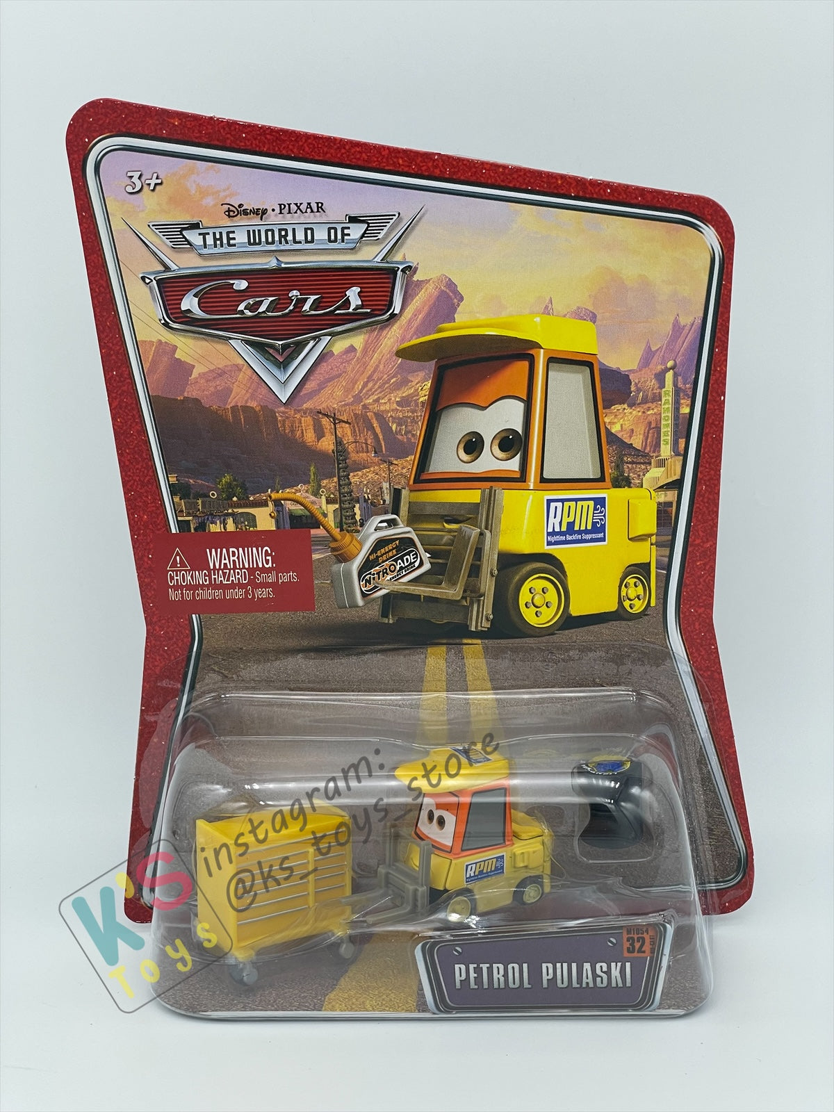 DISNEY PIXAR CARS 1:55 BY MATTEL, PETROL PULASKI - THE WORLD OF CARS SERIES - BNIP