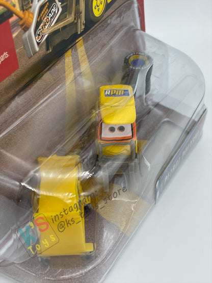 DISNEY PIXAR CARS 1:55 BY MATTEL, PETROL PULASKI - THE WORLD OF CARS SERIES - BNIP