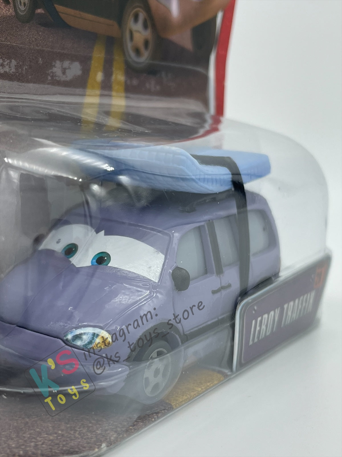DISNEY PIXAR CARS BY MATTEL, THE WORLD OF CARS SERIES - LEROY TRAFFIK - BNIP