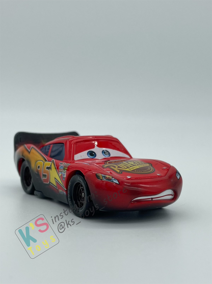 PRE-OWNED / LOOSE DISNEY PIXAR CARS - "BURNT LIGHTNING MCQUEEN (PACK VARIANT)" - RESCUE SQUAD MATER SERIES - GOOD CONDITION