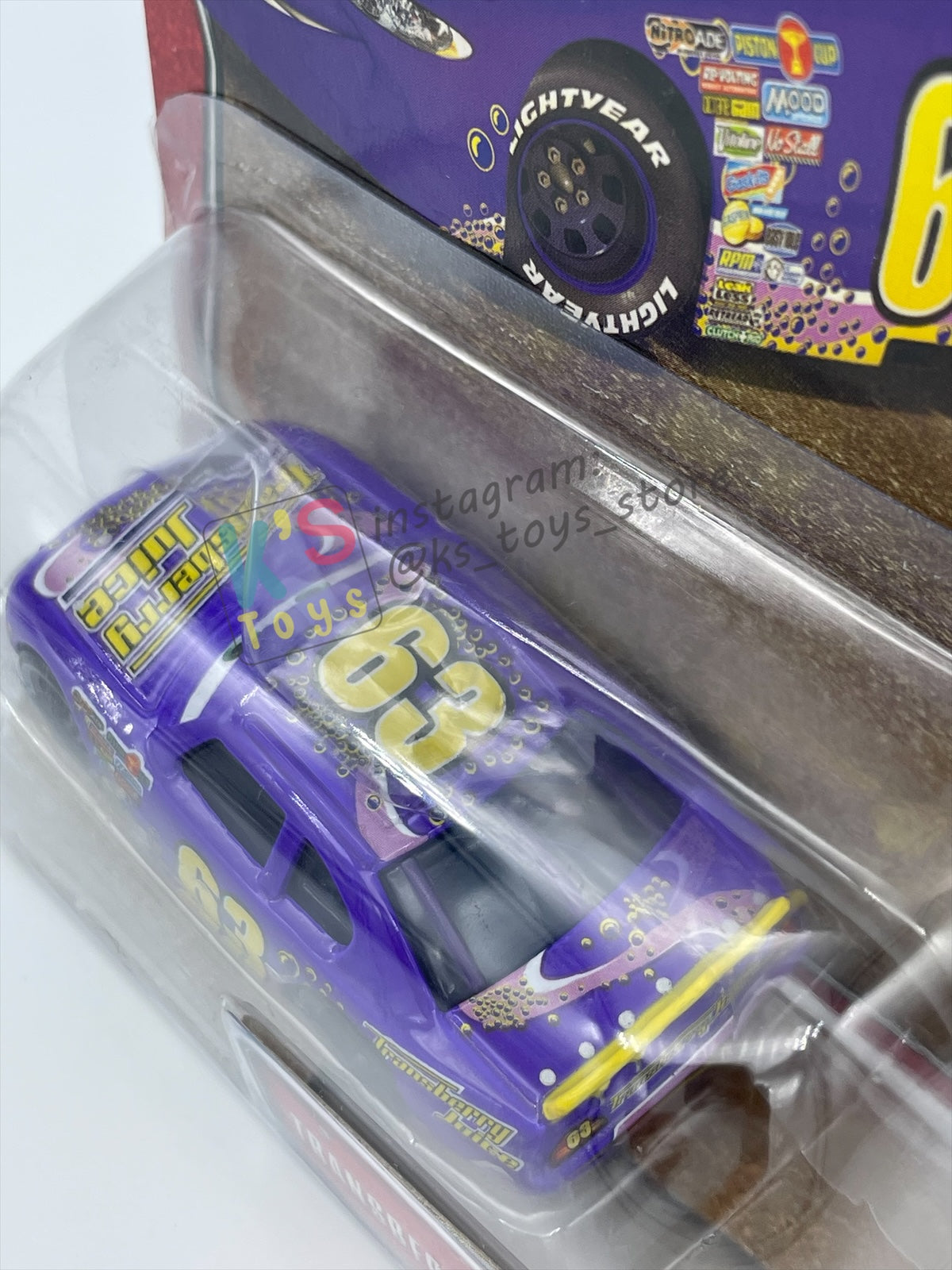 DISNEY PIXAR CARS BY MATTEL 1:55 - TRANSBERRY JUICE - THE WORLD OF CARS KMART SERIES - BNIP