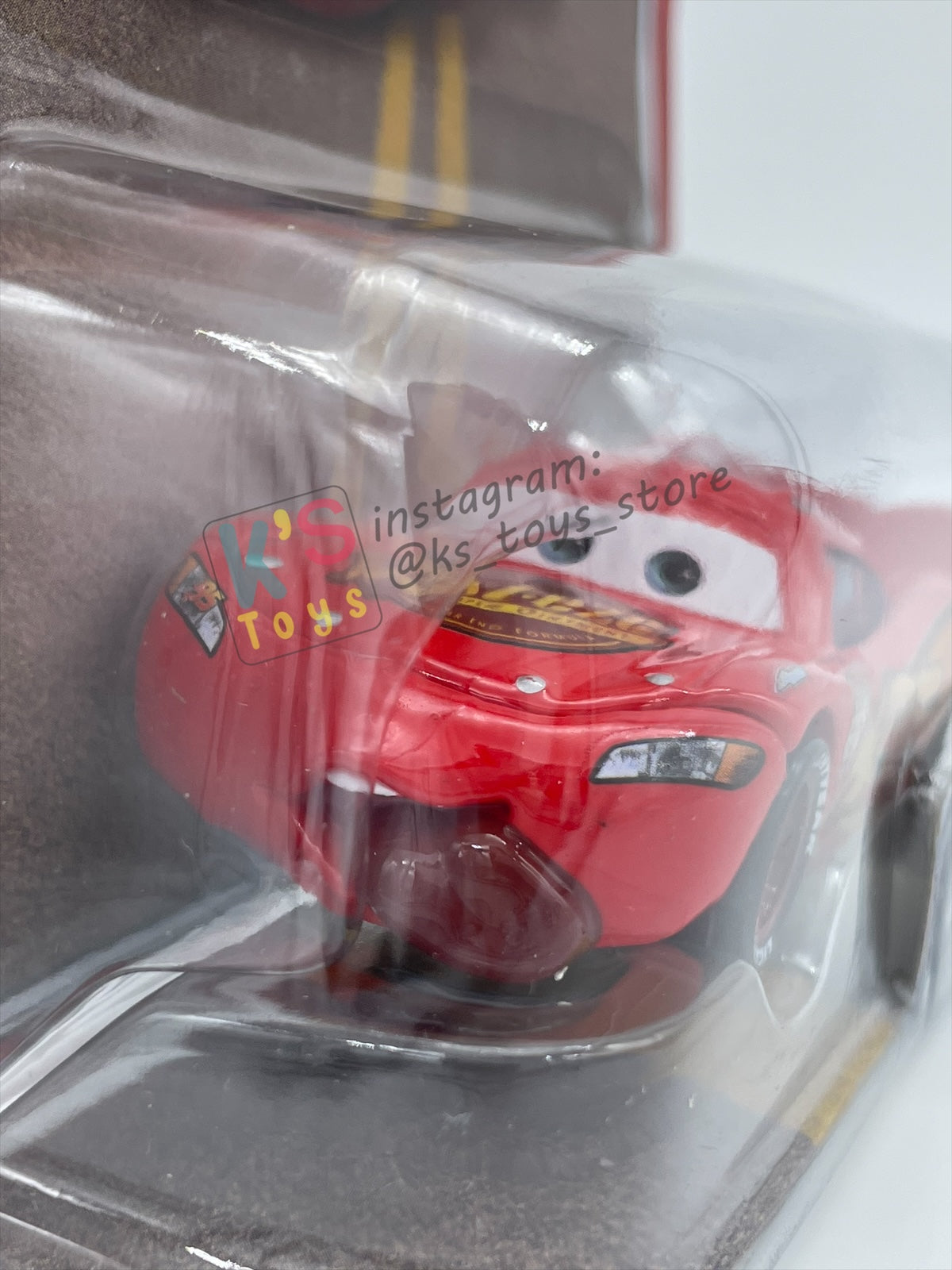 DISNEY PIXAR CARS BY MATTEL - TONGUE LIGHTNING MCQUEEN - THE WORLD OF CARS SERIES - BNIP