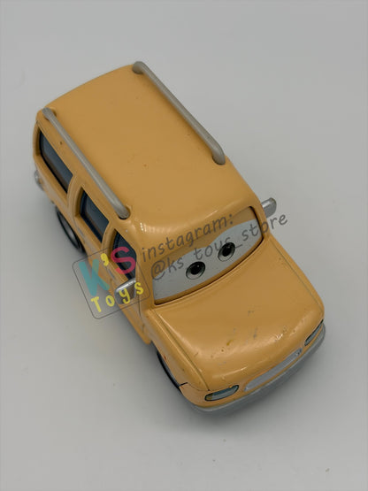 PRE-OWNED / LOOSE DISNEY PIXAR CARS BY MATTEL - "BENNY BRAKEDRUM" RACE FANS SERIES - GOOD CONDITION