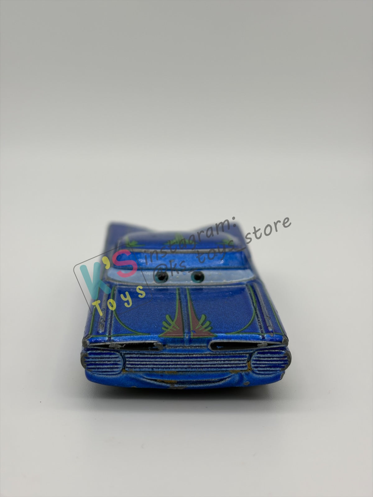 PRE-OWNED / LOOSE DISNEY PIXAR CARS BY MATTEL, "GHOSLIGHT RAMONE" - CARS SERIES - GOOD CONDITION - READ DESCRIPTION!!!!!!!!!!!