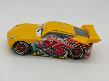 PRE-OWNED / LOOSE DISNEY PIXAR CARS - "TRACK DAMAGE CRUZ RAMIREZ" CARS 3 SERIES - GOOD CONDITION