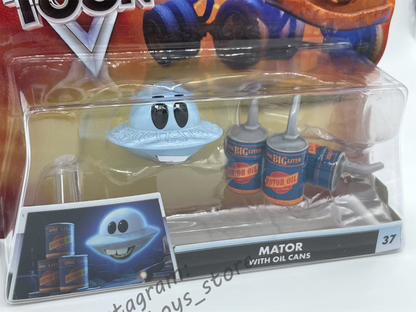 DISNEY PIXAR CARS "MATOR WITH OIL CANS" UFM SERIES - Cars Toon - BNIP