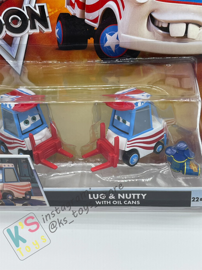 DISNEY PIXAR CARS "LUG & NUTTY WITH OIL CANS" MATER THE GREATER SERIES - Cars Toon - BNIP