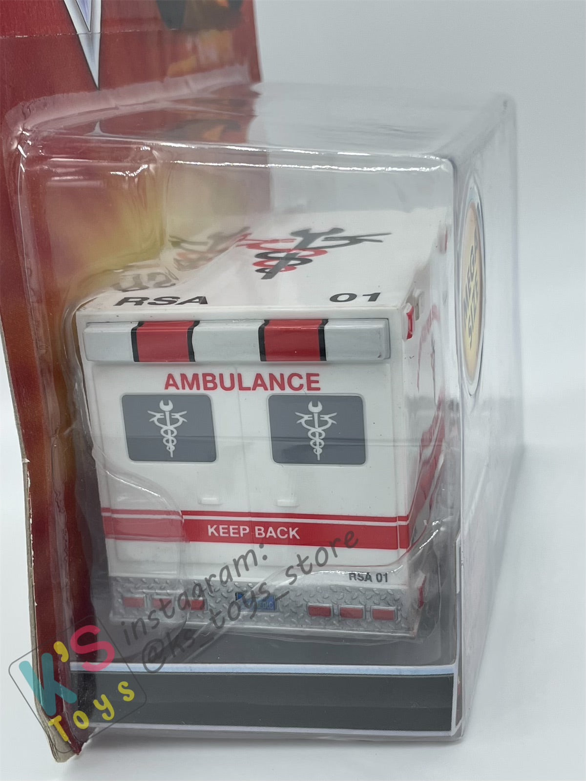 MEGA SIZE DISNEY PIXAR CARS "RESQUE SQUAD AMBULANCE" RESCUE SQUAD MATER SERIES - Cars Toon - BNIP