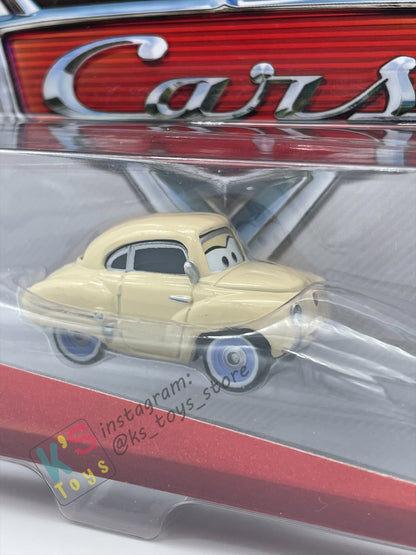 DISNEY PIXAR CARS BY MATTEL 1:55, MAMA TOPOLINO (UNIBODY VARIANT) - FESTIVAL ITALIANO SERIES - BNIP