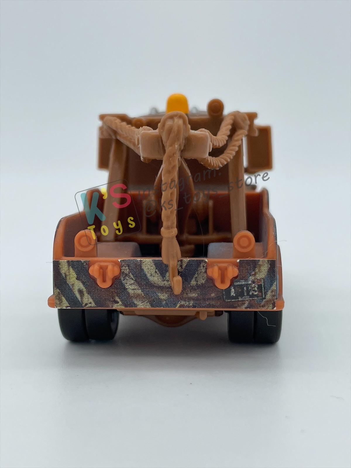 PRE-OWNED / LOOSE DISNEY PIXAR CARS BY MATTEL - "RACE TEAM MATER" - CARS 2 SERIES - NEAR MINT CONDITION - READ DESCRIPTION!!!!!!!!!!!