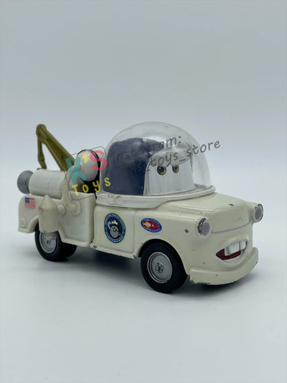 PRE-OWNED / LOOSE DISNEY PIXAR CARS BY MATTEL - "AUTONAUT MATER" - TAKE FLIGHT SERIES - PLAYED WITH GOOD CONDITION - READ DESCRIPTION!!!!!!!!!!!