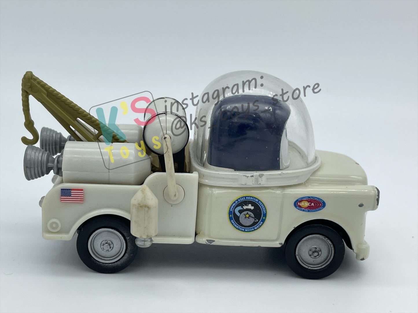 PRE-OWNED / LOOSE DISNEY PIXAR CARS BY MATTEL - "AUTONAUT MATER" - TAKE FLIGHT SERIES - PLAYED WITH GOOD CONDITION - READ DESCRIPTION!!!!!!!!!!!
