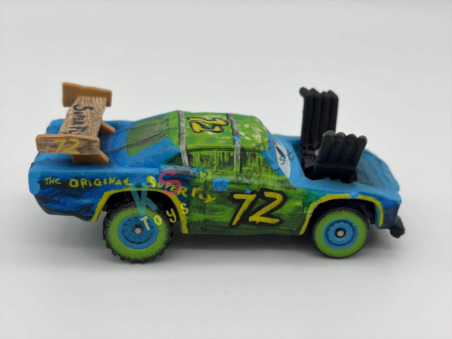 PRE-OWNED / LOOSE DISNEY PIXAR CARS - "SUPERFLY" THUNDER HOLLOW SERIES - GOOD CONDITION - READ DESCRIPTION!!!!!!