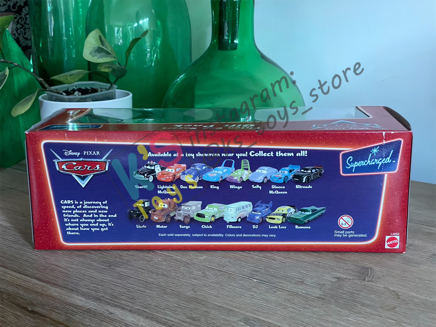 Gift Set Disney Pixar Cars 1:55 - 5-Pack Piston Cup Racers Supercharged; Nitroade, The King, Chick Hicks, Lightning McQueen (without Rusteze Sticker) and Leak Less - BNIP