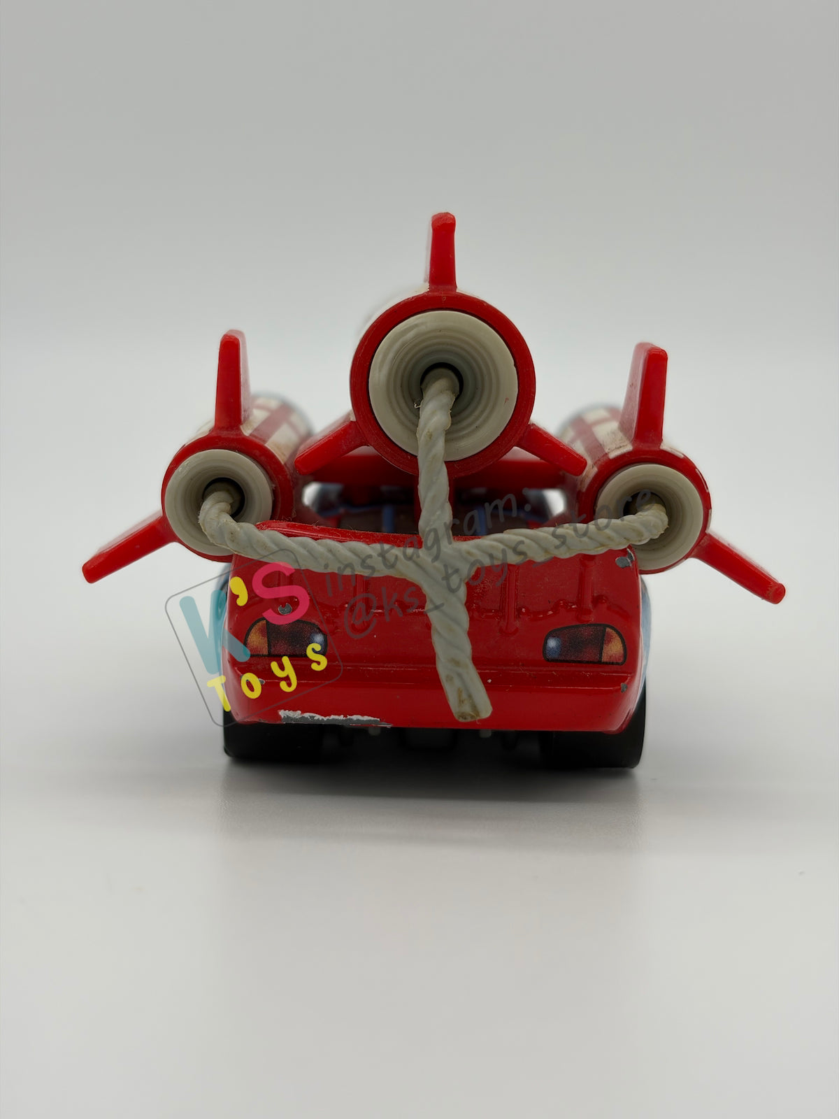 PRE-OWNED / LOOSE DISNEY PIXAR CARS - "DAREDEVIL LIGHTNING MCQUEEN WITH TEETH" - MATER THE GREATER 4-PACK - GOOD CONDITION