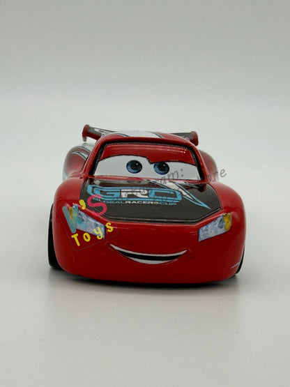 PRE-OWNED / LOOSE DISNEY PIXAR CARS - "GRC LIGHTNING MCQUEEN" GRC SERIES - NEAR MINT CONDITION - READ DESCRIPTION!!!!!!