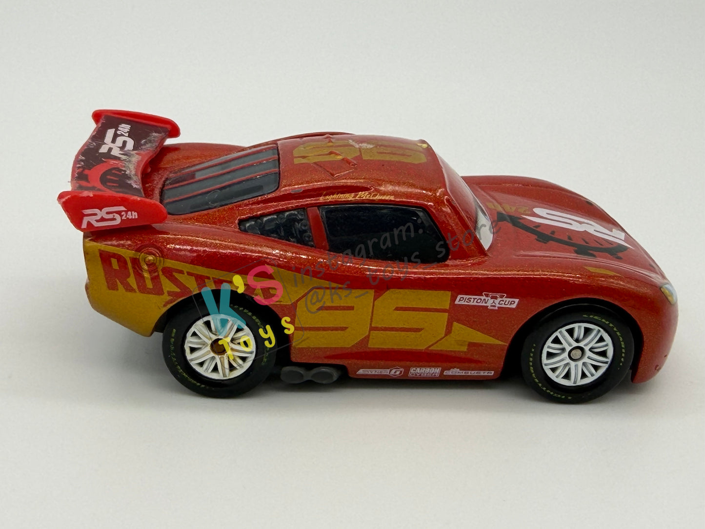 PRE-OWNED / LOOSE DISNEY PIXAR CARS - "RS 24H ENDURANCE RACE LIGHTNING MCQUEEN" RS 24 H ENDURANCE SERIES - GOOD CONDITION - READ DESCRIPTION!!!!!!