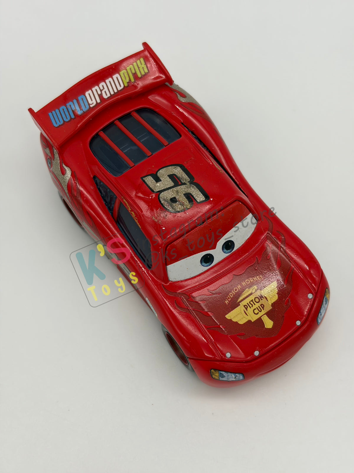 PRE-OWNED / LOOSE DISNEY PIXAR CARS - "FINISH LINE FRENZY LIGHTNING MCQUEEN GOLD" CARS 2 PLAYSET SERIES - NEAR MINT CONDITION - READ DESCRIPTION!!!!!!