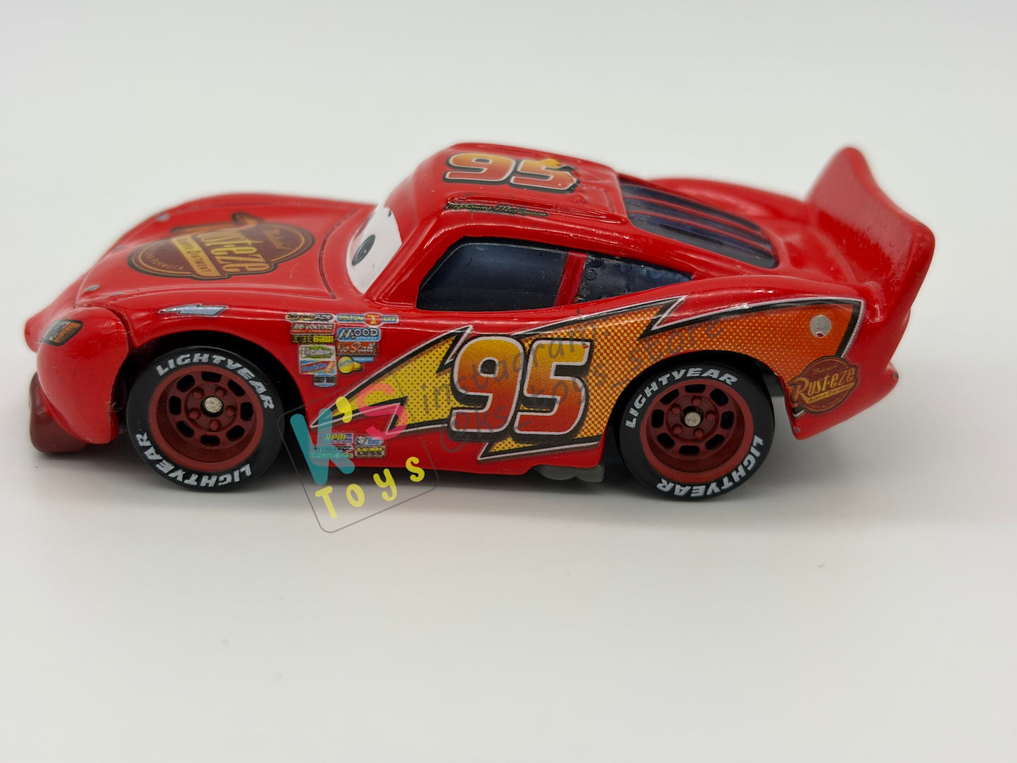 PRE-OWNED / LOOSE DISNEY PIXAR CARS - "TONGUE LIGHTNING MCQUEEN" CARS SERIES - NEAR MINT CONDITION - READ DESCRIPTION!!!!!!